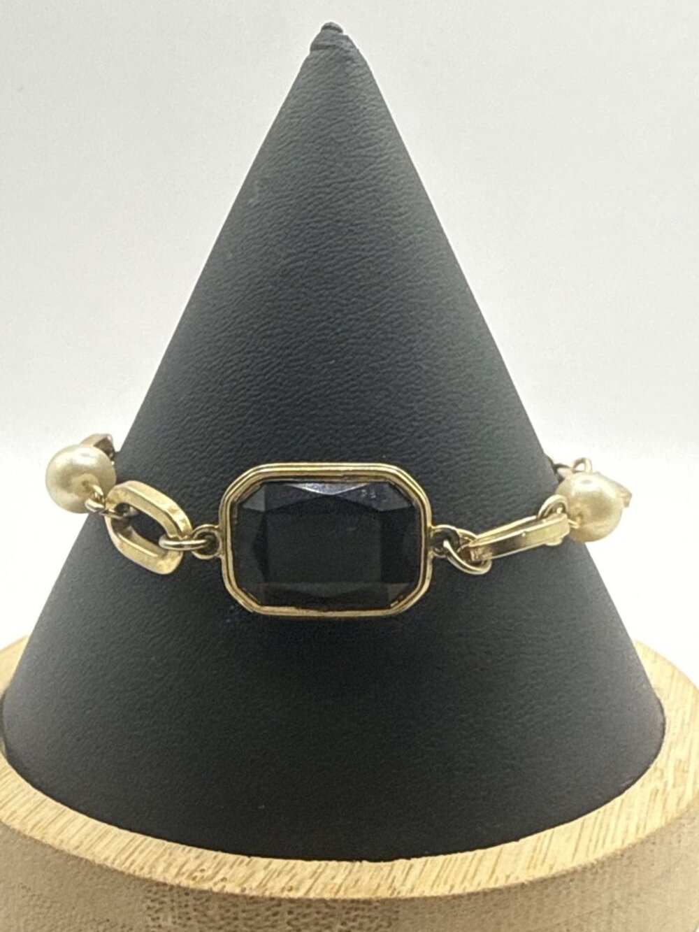 Vintage Gold Tone Faux Black Onyx Statement Bracelet Pearl Accent Goth Glam Luxe